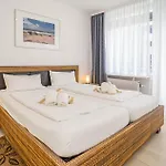 Weststrand, App 3 *